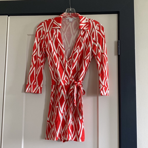 DVF Celeste Romper Red and Cream Design SZ 0 - Picture 5 of 9